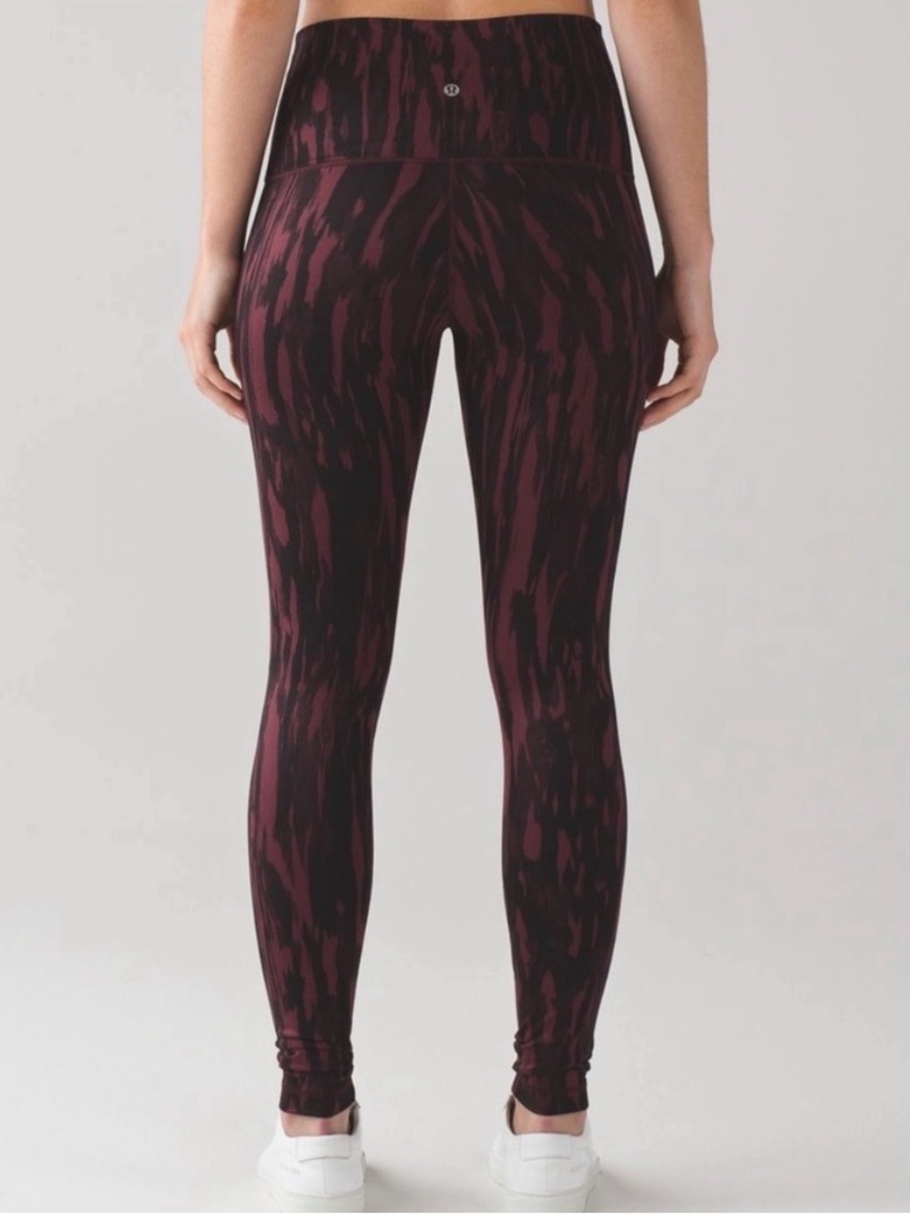 lululemon athletica High-Rise Printed Leggings in Burgundy and Black
